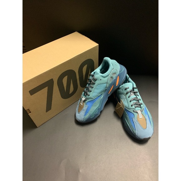 Adidas Yeezy boost 700, Faded Azure - Picture 1 of 5
